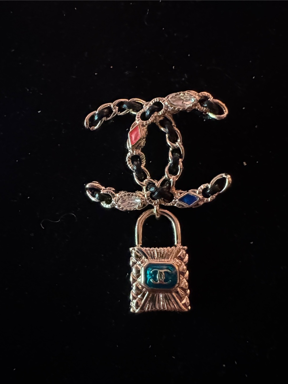 brooch Gold-Tone  Padlock Brooch signed in back